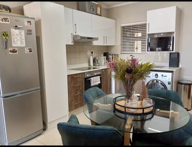 2 BEDROOM APARTMENT TO LET IN UMHLANGA RIDGE